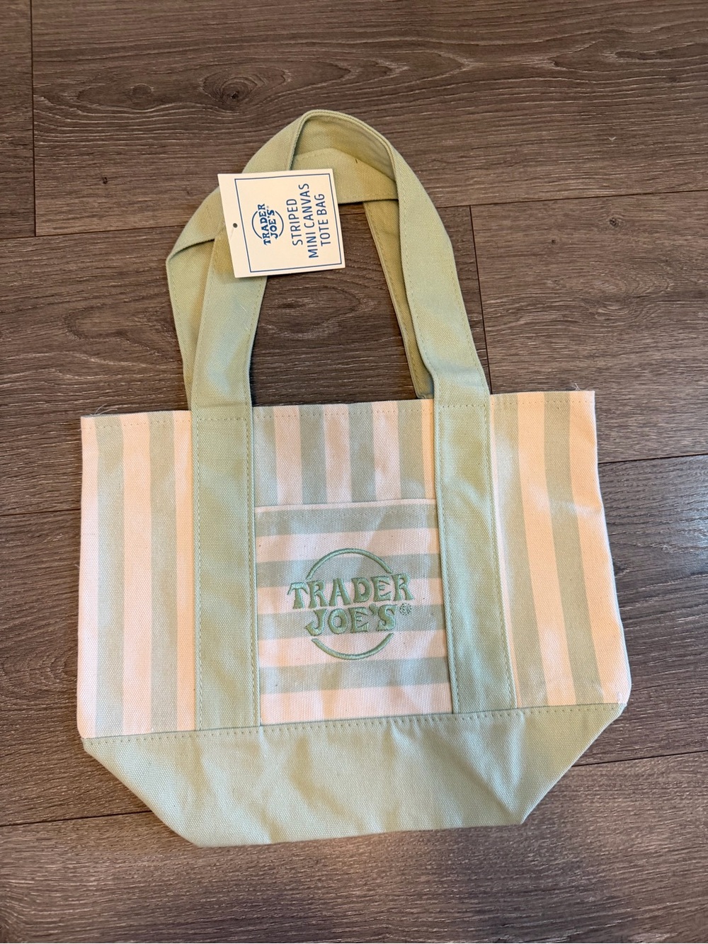 Trader Joe’s limited edition tote Choose 1! - Picture 5 of 7